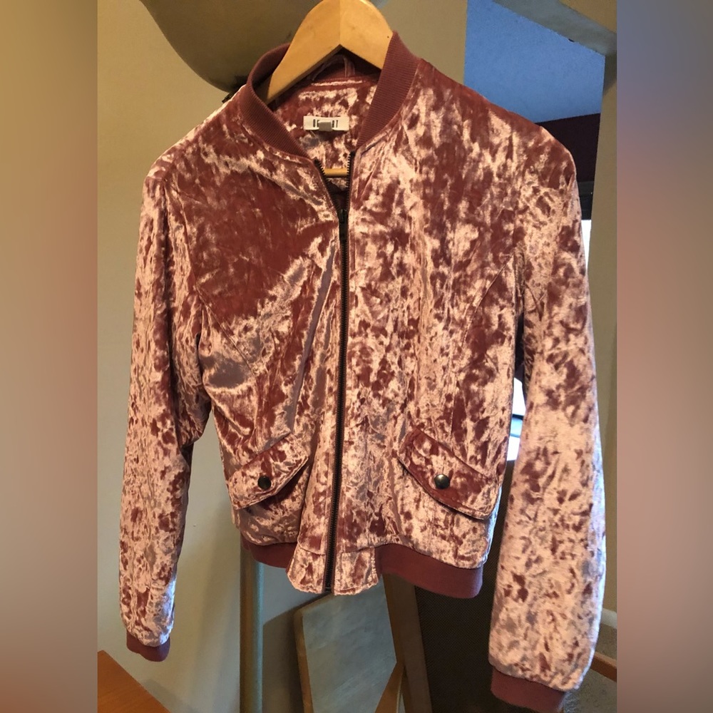 ONE HART pink velvety jacket